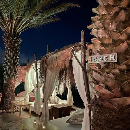 Moon Beach&hotel Hotel