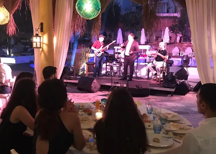 Moon Beach&hotel 호텔 Bodrum