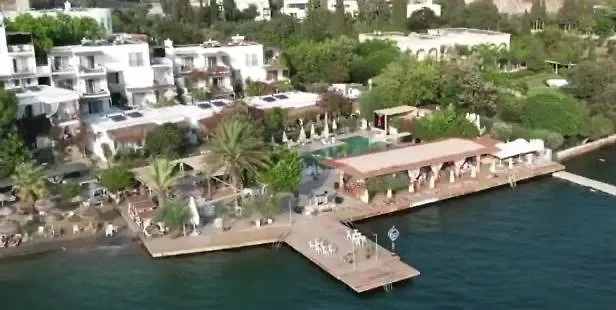 Moon Beach&hotel Hotel *